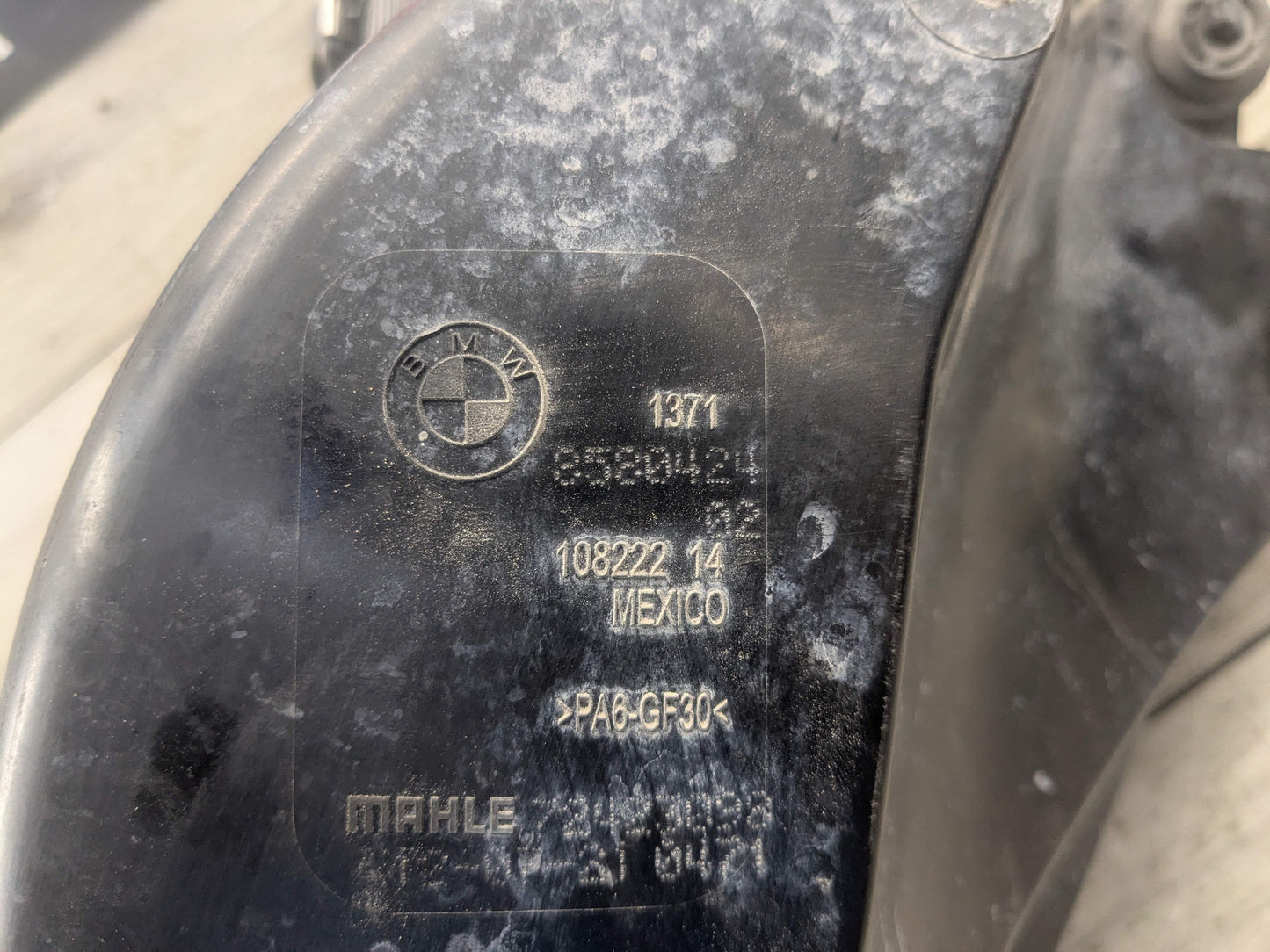 OEM BMW G20 G22 G23 G26 330 430 Engine B46 AirBox Air Box Filter Cleaner Housing