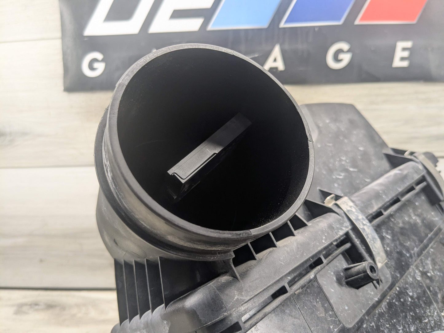 OEM BMW G20 G22 G23 G26 330 430 Engine B46 AirBox Air Box Filter Cleaner Housing