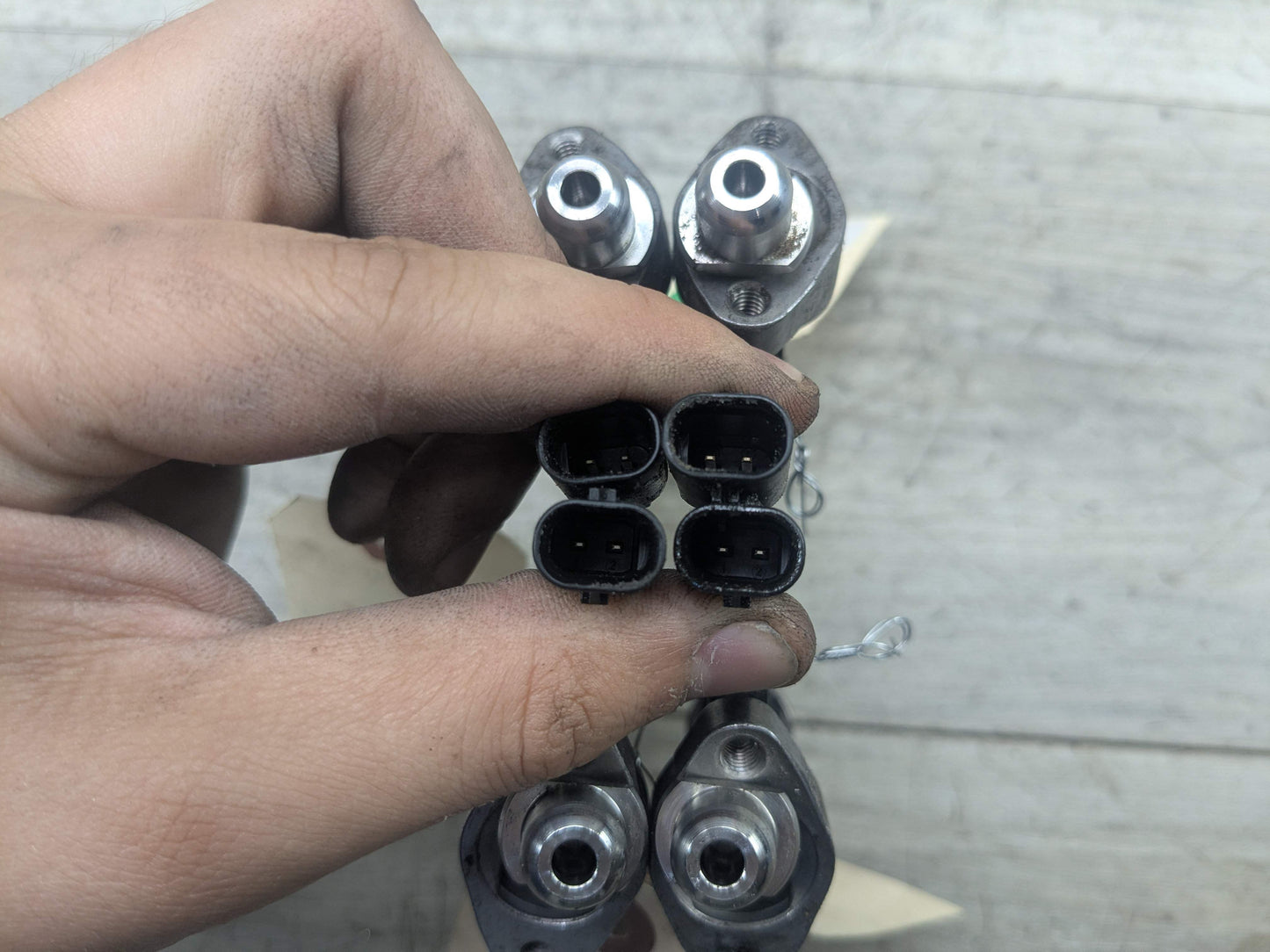 OEM BMW F44 F48 G01 G05 G20 G26 G30 G42 Engine High Pressure Fuel Injectors (4)