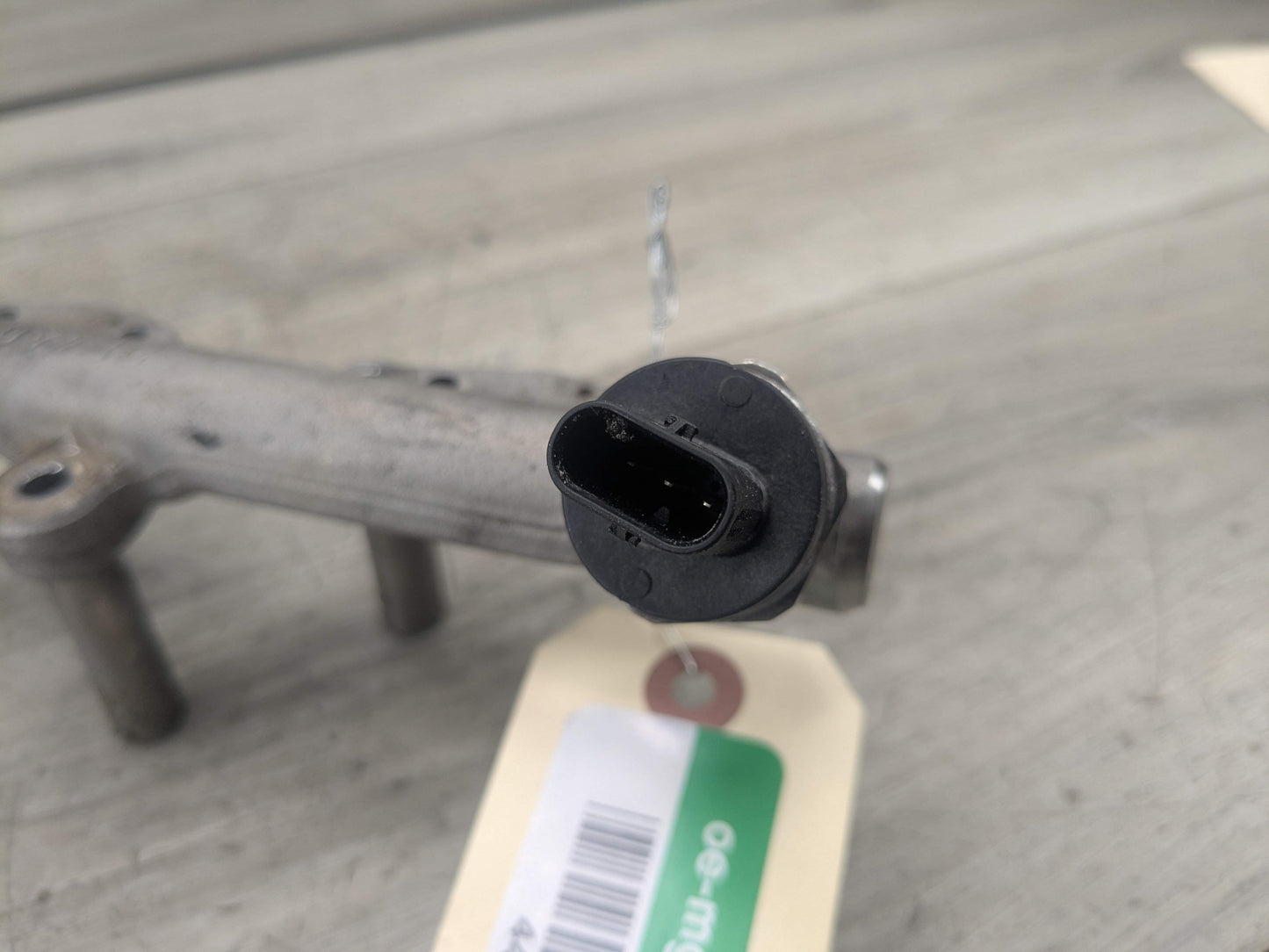 OEM BMW F44 G01 G20 G26 G30 G42 Engine Pressure Fuel Injector Rail Line B46 B48