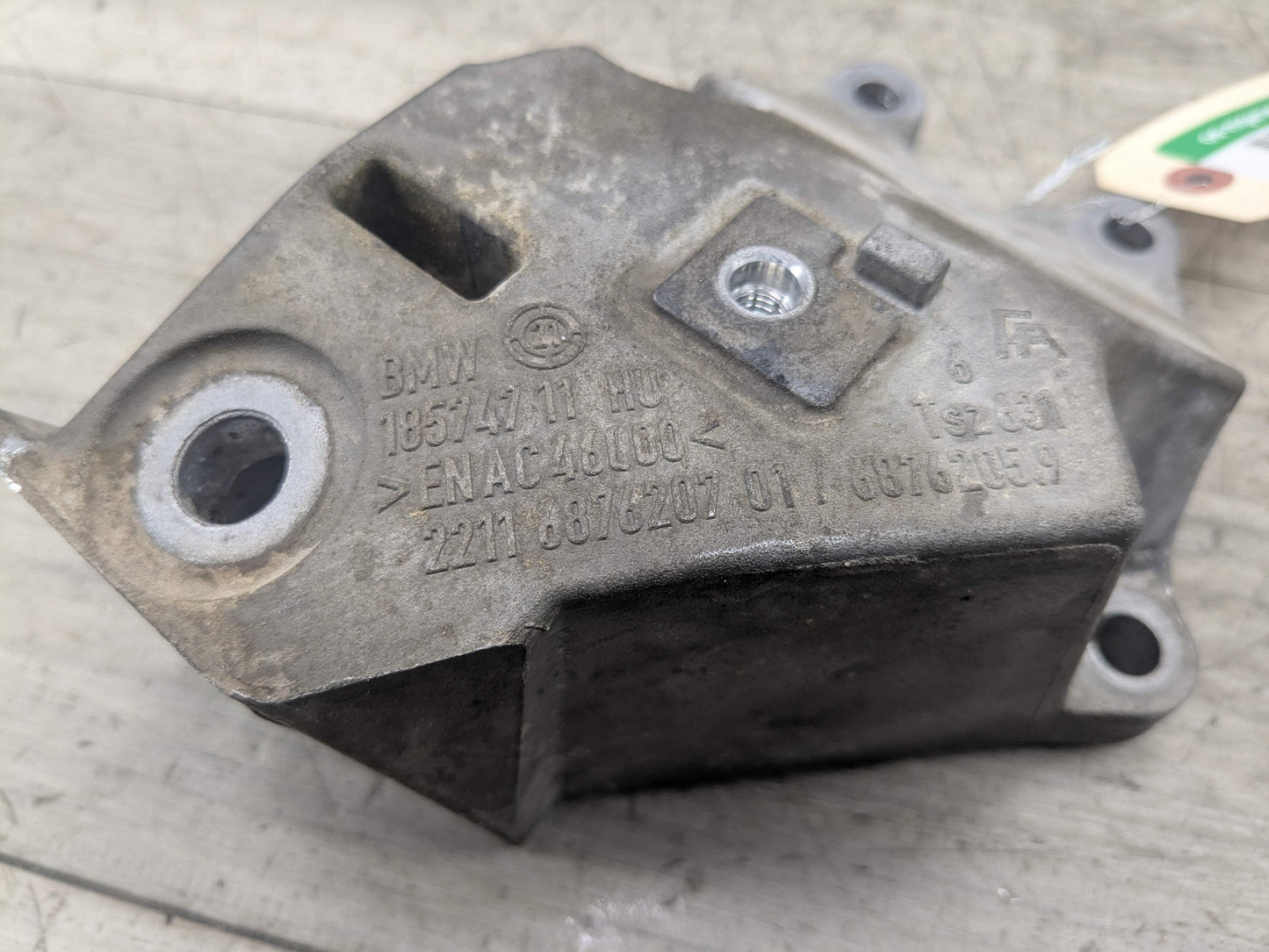 OEM BMW G01 G20* G26 G30 330 430 AWD Left Driver Engine B46 Motor Mount Bracket