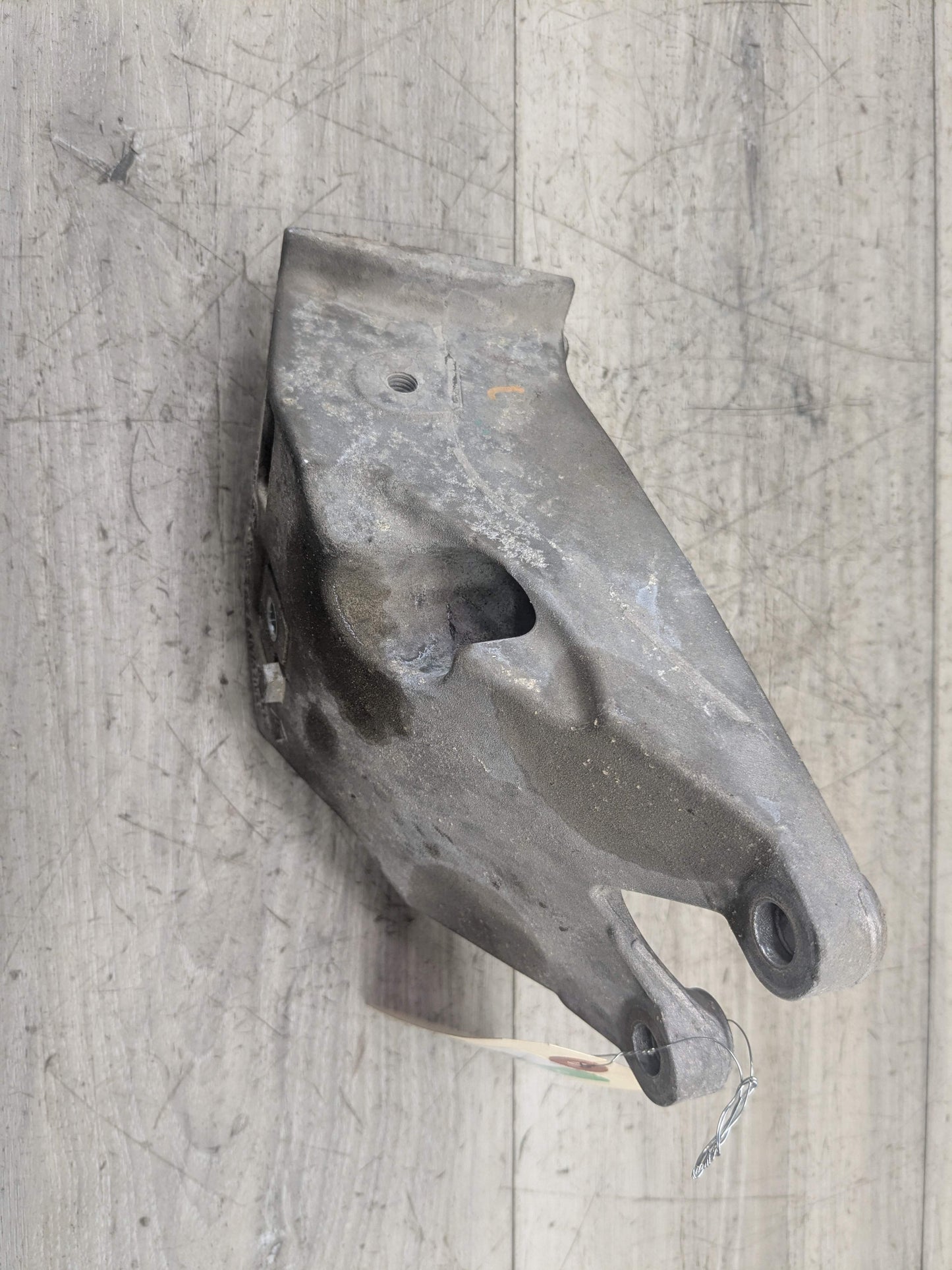 OEM BMW G01 G20* G26 G30 330 430 AWD Left Driver Engine B46 Motor Mount Bracket