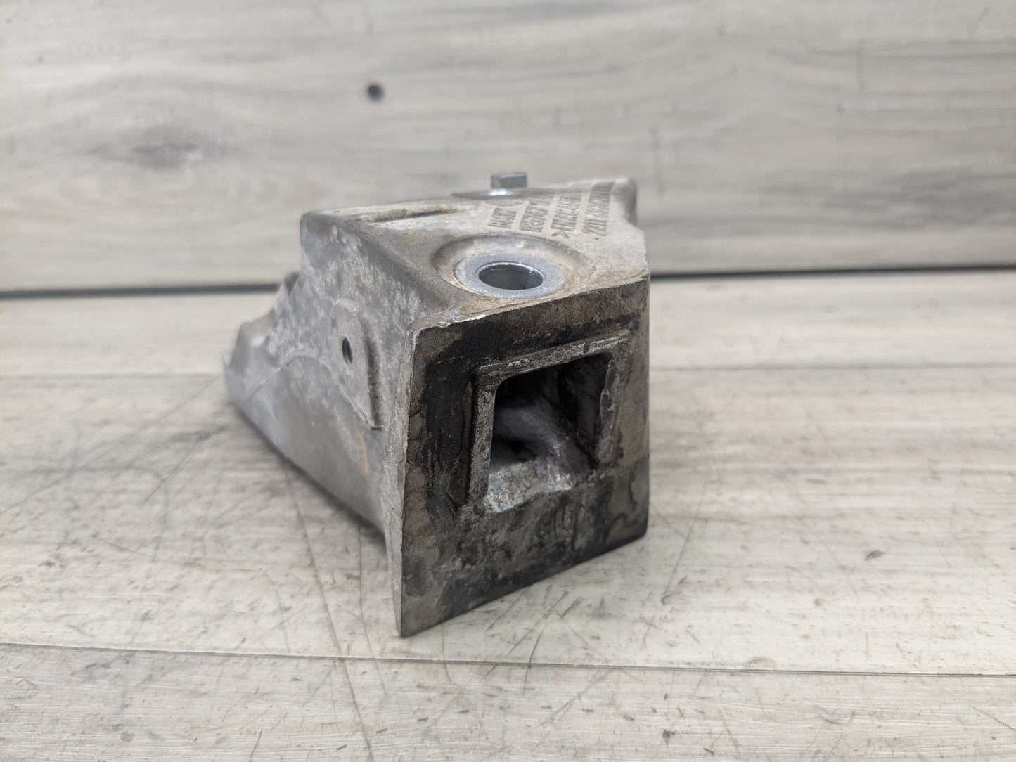 OEM BMW G01 G20* G26 G30 330 430 AWD Left Driver Engine B46 Motor Mount Bracket