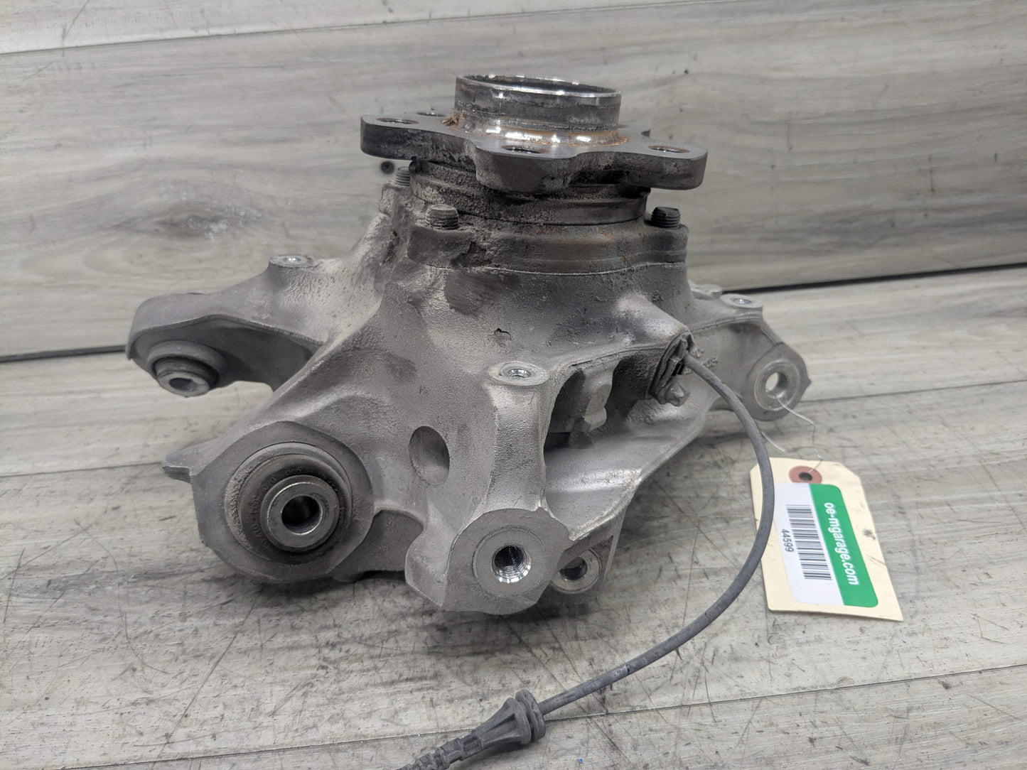 19-25 OEM BMW G20 330 M340 REAR Left Driver Side Knuckle Hub Spindle Bearing