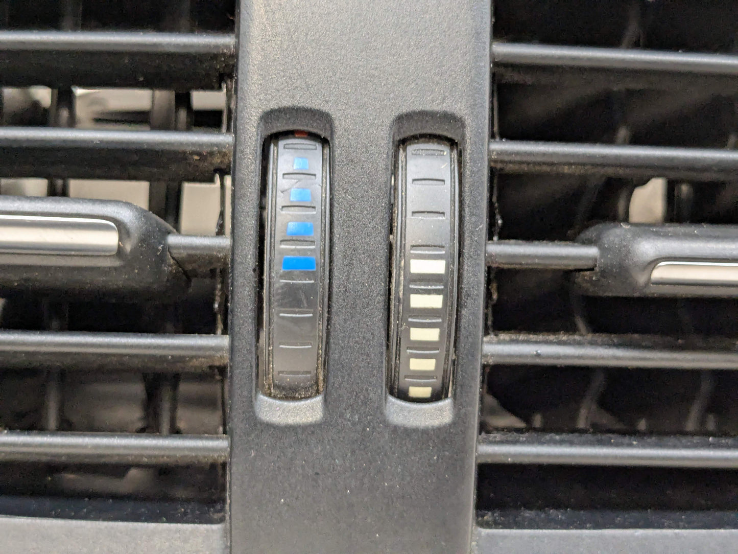 OEM BMW F30 F32 F33 F36 F80 F82 F83 M3 M4 328 335 435 Rear AC Air Vent Grille