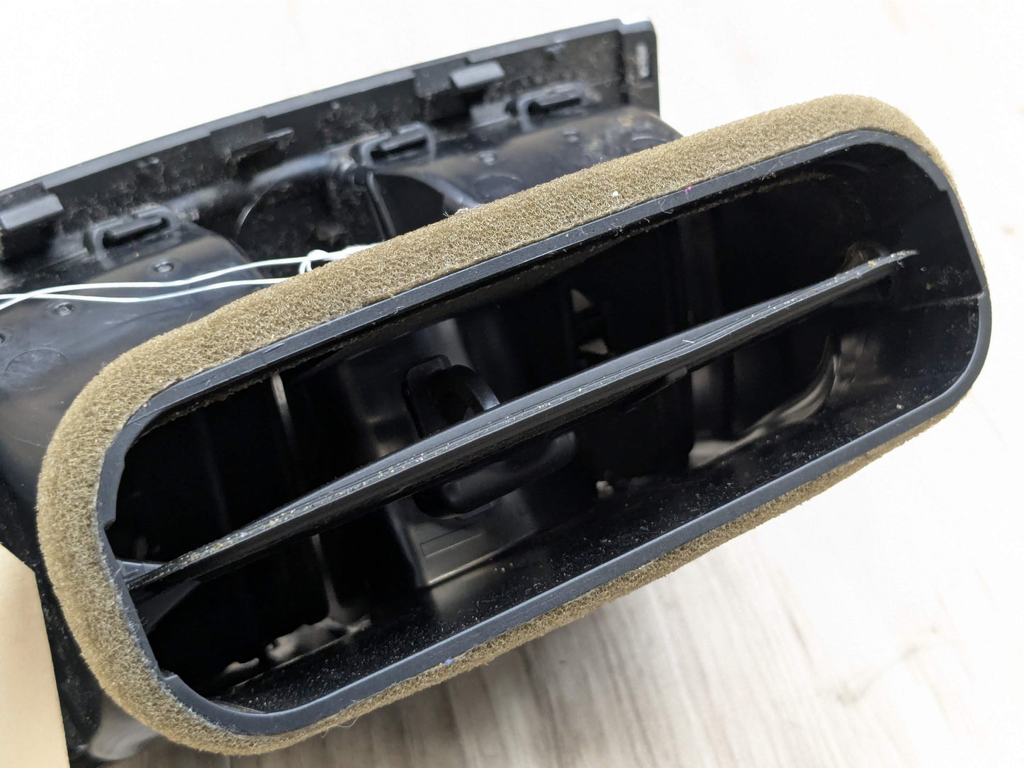 OEM BMW F30 F32 F33 F36 F80 F82 F83 M3 M4 328 335 435 Rear AC Air Vent Grille