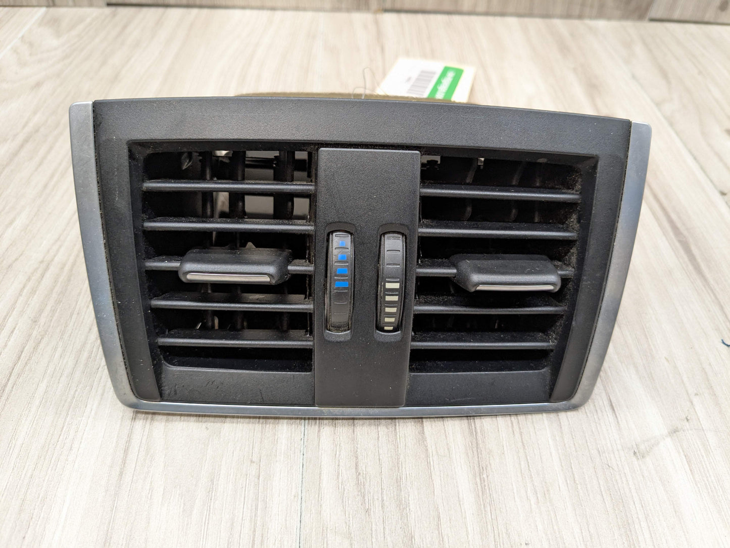 OEM BMW F30 F32 F33 F36 F80 F82 F83 M3 M4 328 335 435 Rear AC Air Vent Grille