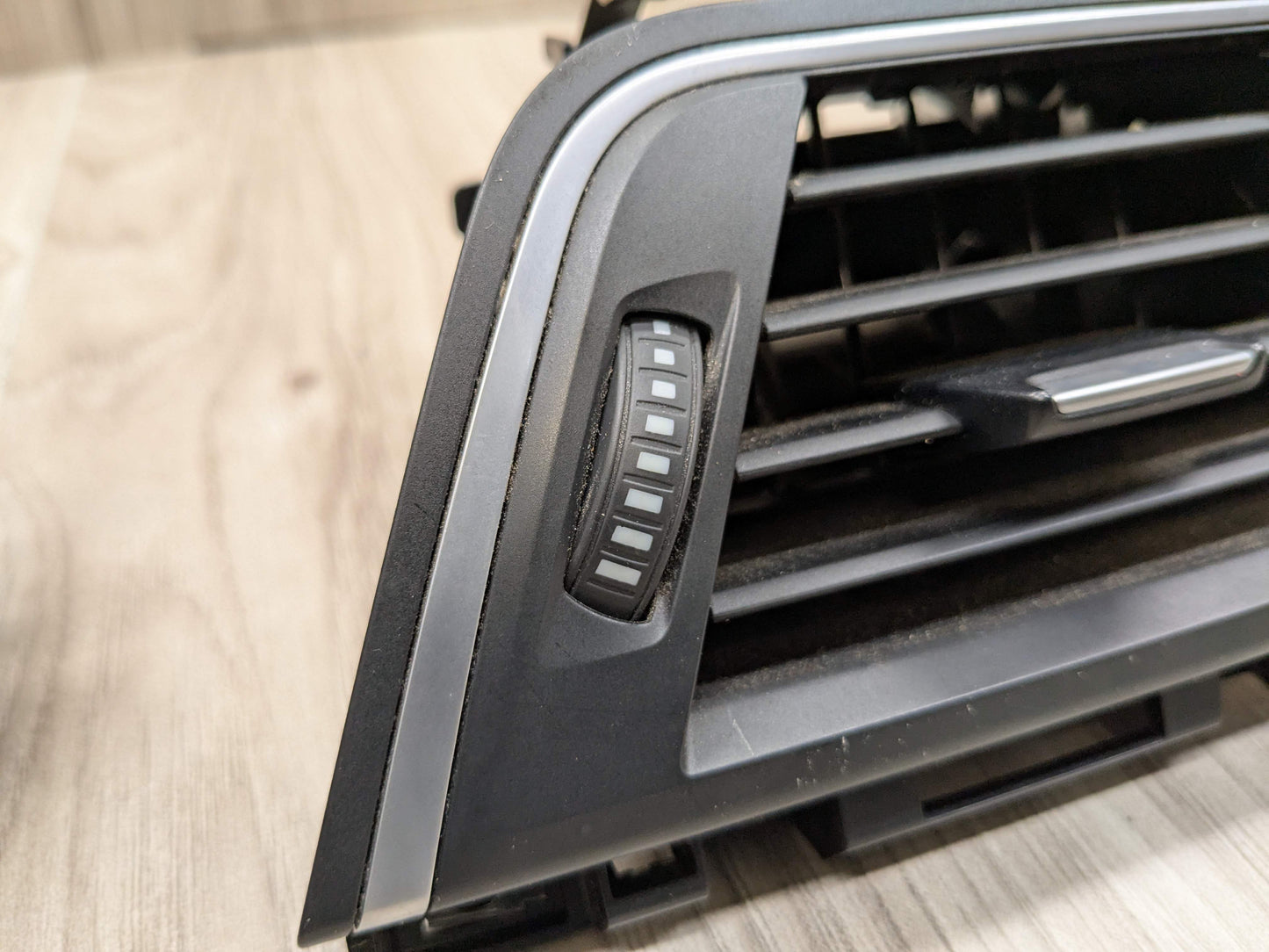 OEM BMW F30 F32 F33 F36 F80 F82 F83 M3 M4 Right Passenger AC Air Vent Grille