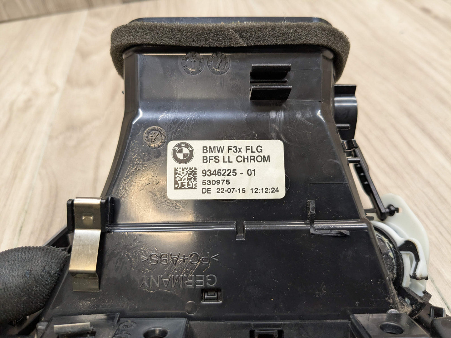 OEM BMW F30 F32 F33 F36 F80 F82 F83 M3 M4 Right Passenger AC Air Vent Grille