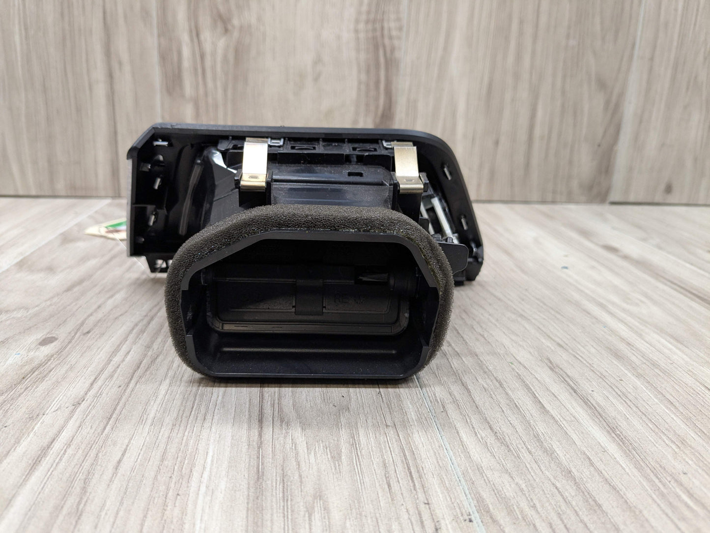 OEM BMW F30 F32 F33 F36 F80 F82 F83 M3 M4 Right Passenger AC Air Vent Grille