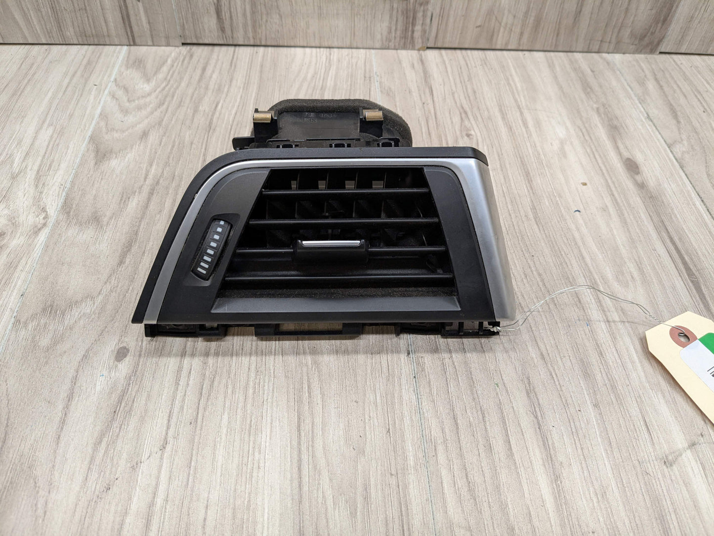 OEM BMW F30 F32 F33 F36 F80 F82 F83 M3 M4 Right Passenger AC Air Vent Grille