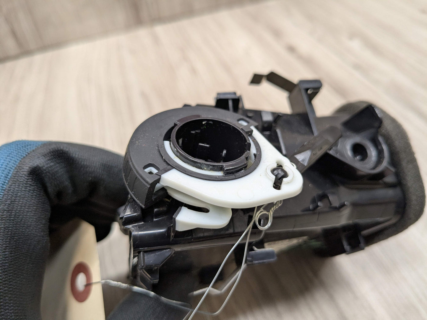 OEM BMW F30 F32 F33 F36 F80 F82 F83 M3 M4 Left Driver Dash AC Air Vent Grille