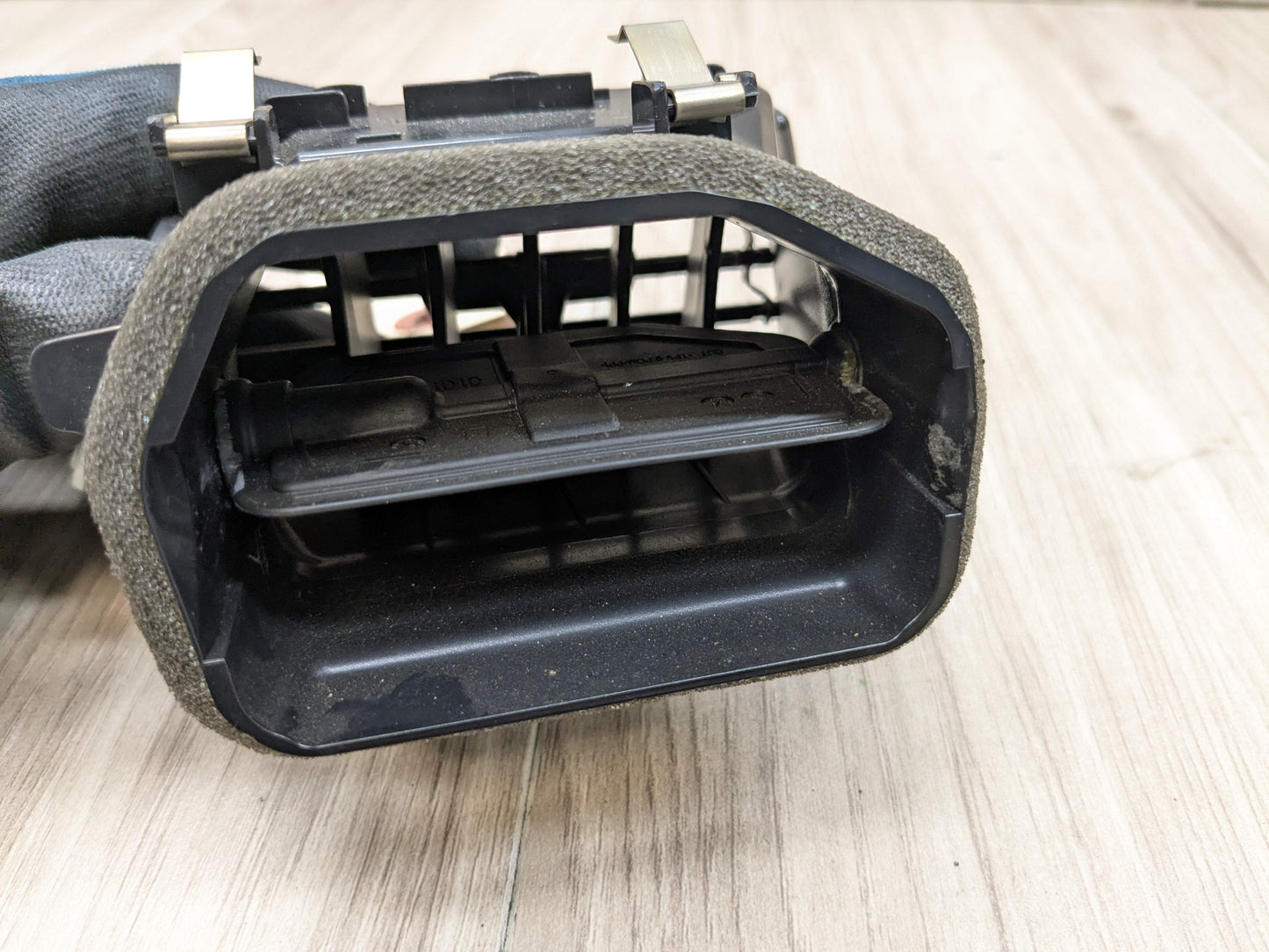 OEM BMW F30 F32 F33 F36 F80 F82 F83 M3 M4 Left Driver Dash AC Air Vent Grille