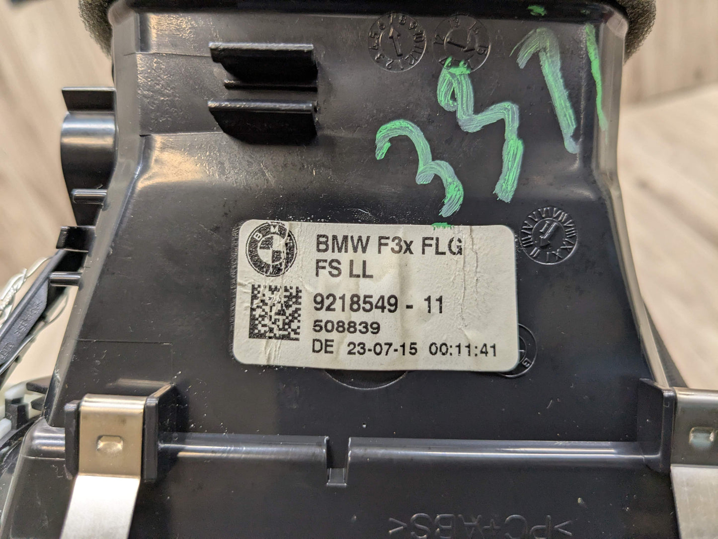 OEM BMW F30 F32 F33 F36 F80 F82 F83 M3 M4 Left Driver Dash AC Air Vent Grille