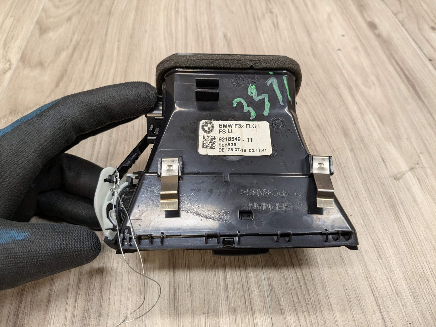 OEM BMW F30 F32 F33 F36 F80 F82 F83 M3 M4 Left Driver Dash AC Air Vent Grille