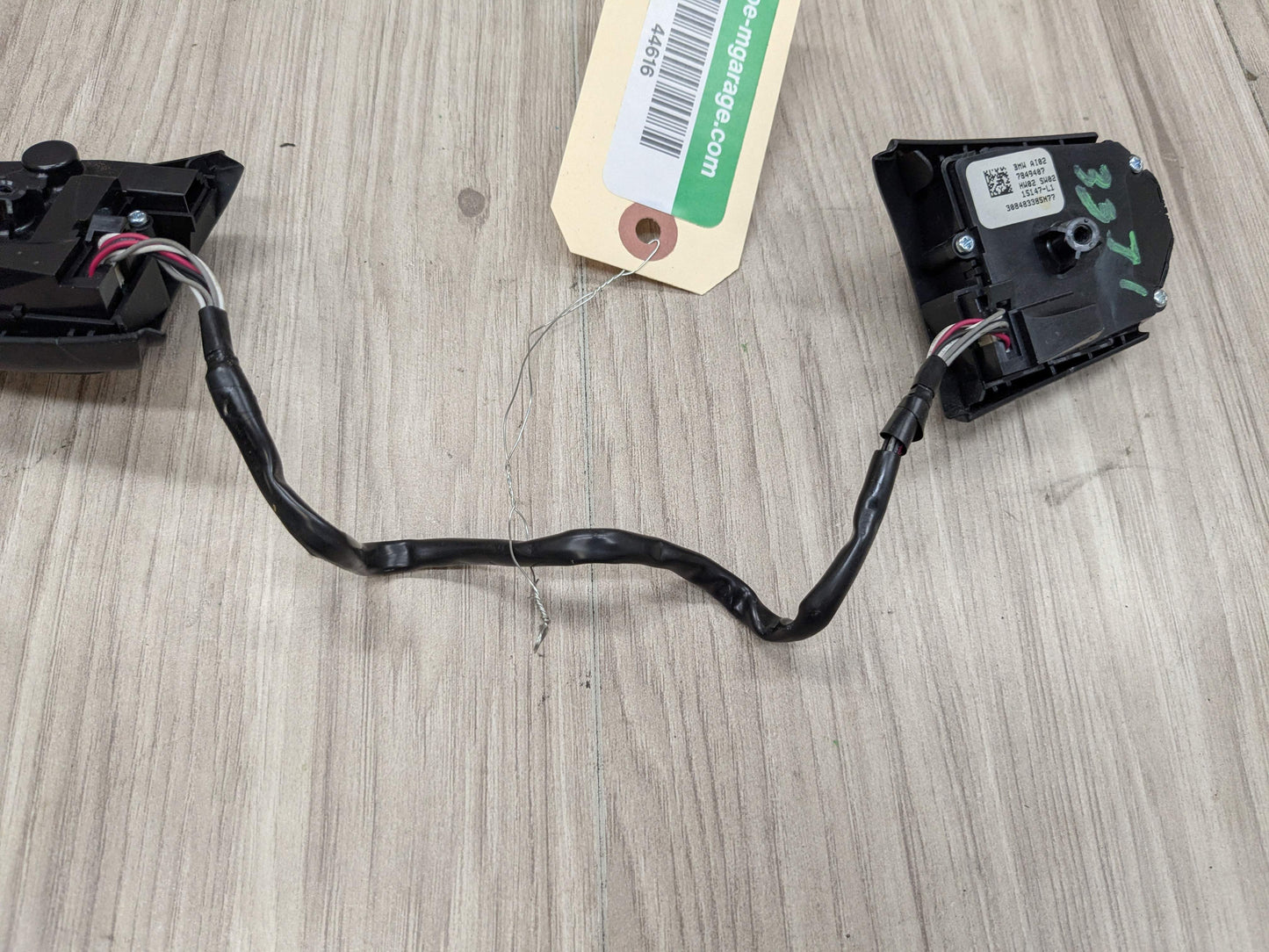 OEM BMW F10 F22 F23 F30 F32 F33 F36 M SPORT Steering Wheel Multifunction Button