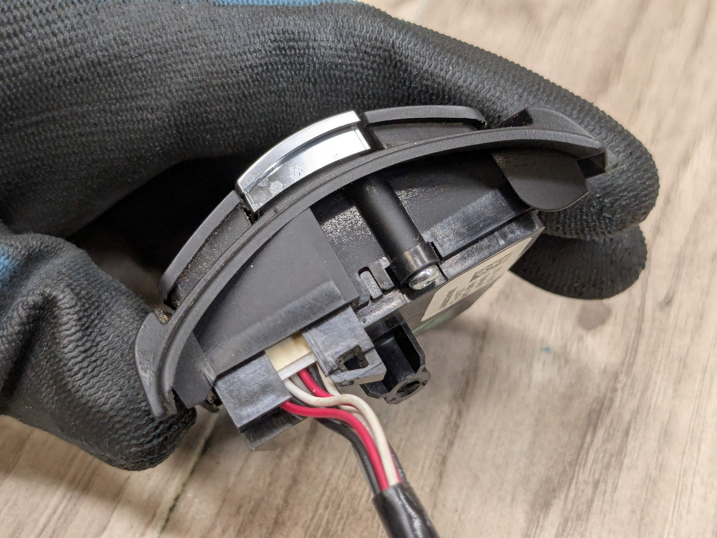 OEM BMW F10 F22 F23 F30 F32 F33 F36 M SPORT Steering Wheel Multifunction Button