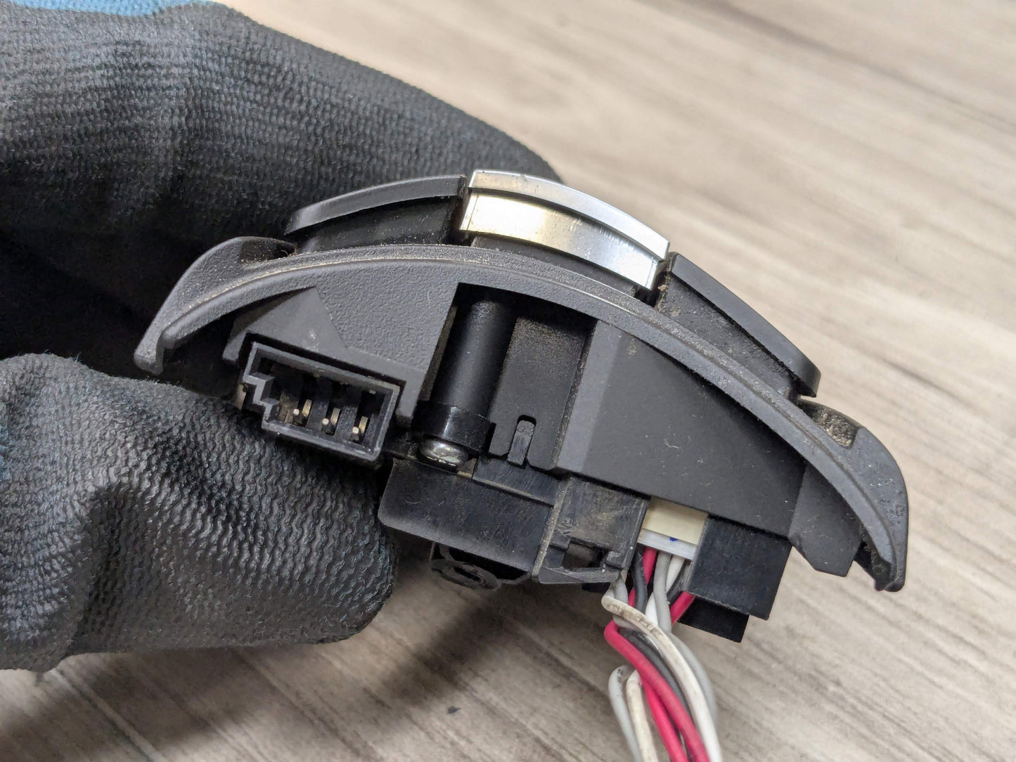 OEM BMW F10 F22 F23 F30 F32 F33 F36 M SPORT Steering Wheel Multifunction Button