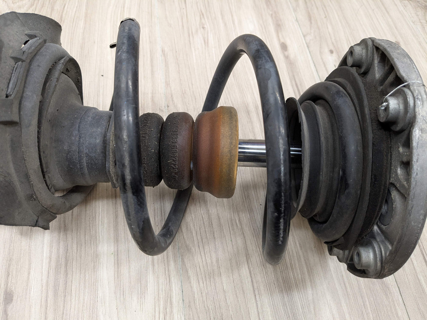 16-18 BILSTEIN BMW F30 340i RWD Front Left Driver Spring Strut Shock Absorber