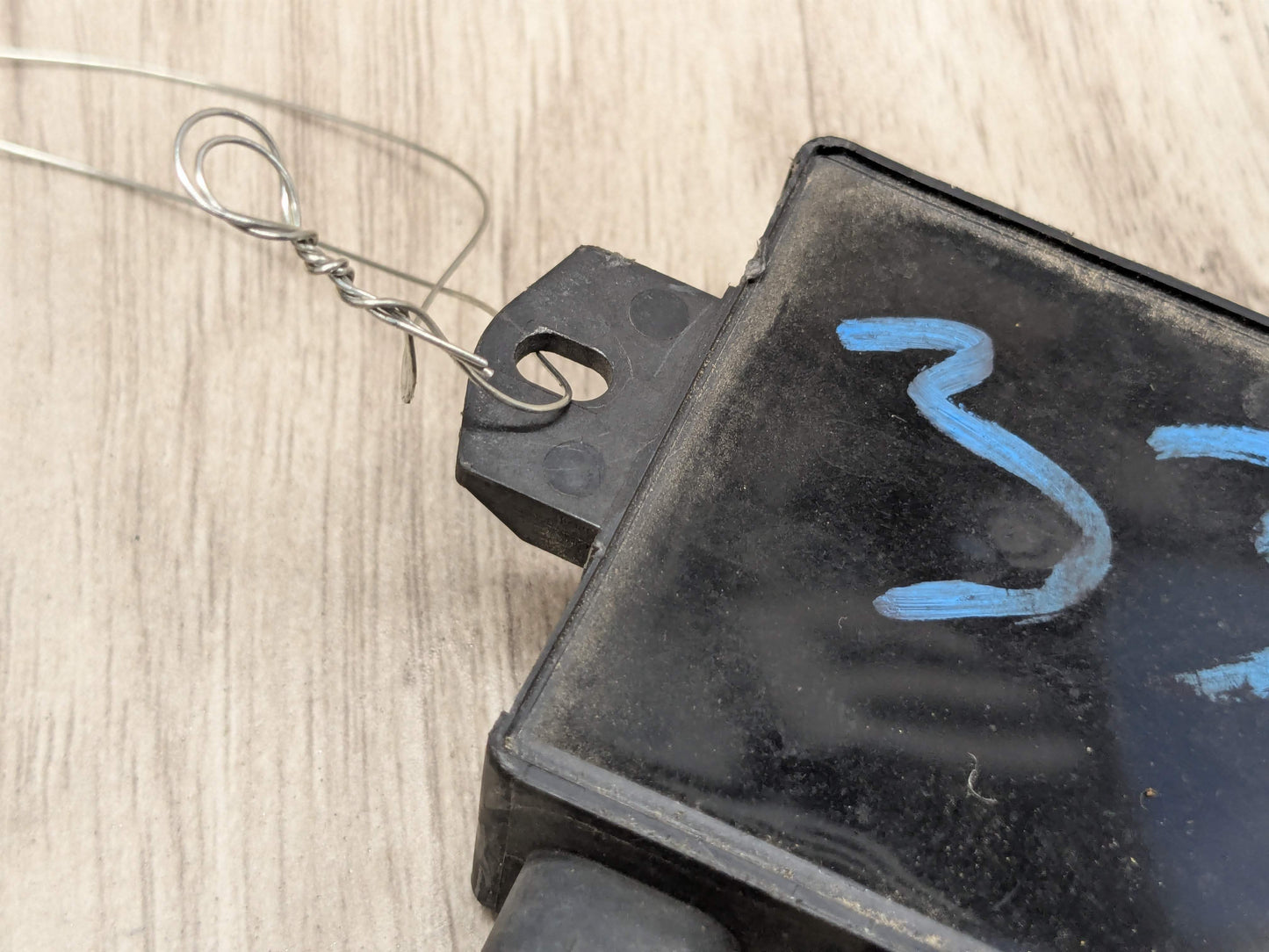 OEM BMW F30 G30 G12 F90 M5 F48 G01 X3 Control Unit Smart Opener Module w/ Sensor