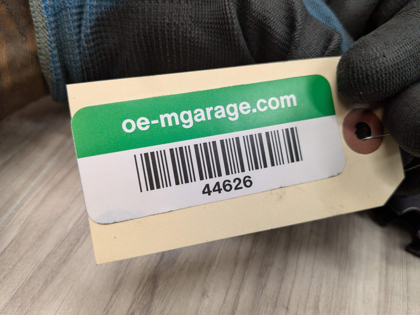 OEM BMW F30 F32 F36 F80 F82 F87 Front Right Passenger Seat Belt Buckle Tensioner