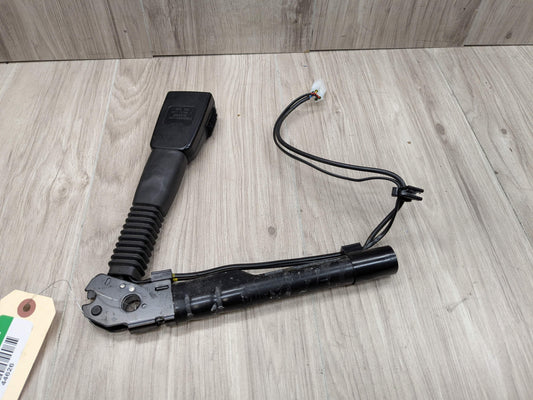 OEM BMW F30 F32 F36 F80 F82 F87 Front Right Passenger Seat Belt Buckle Tensioner