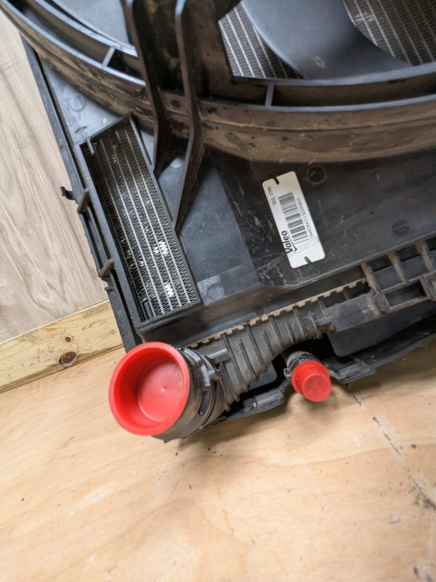 OEM BMW F30 F32 F33 F36 B46 B58 Radiator Condenser Cooling Fan Shroud SET 600W