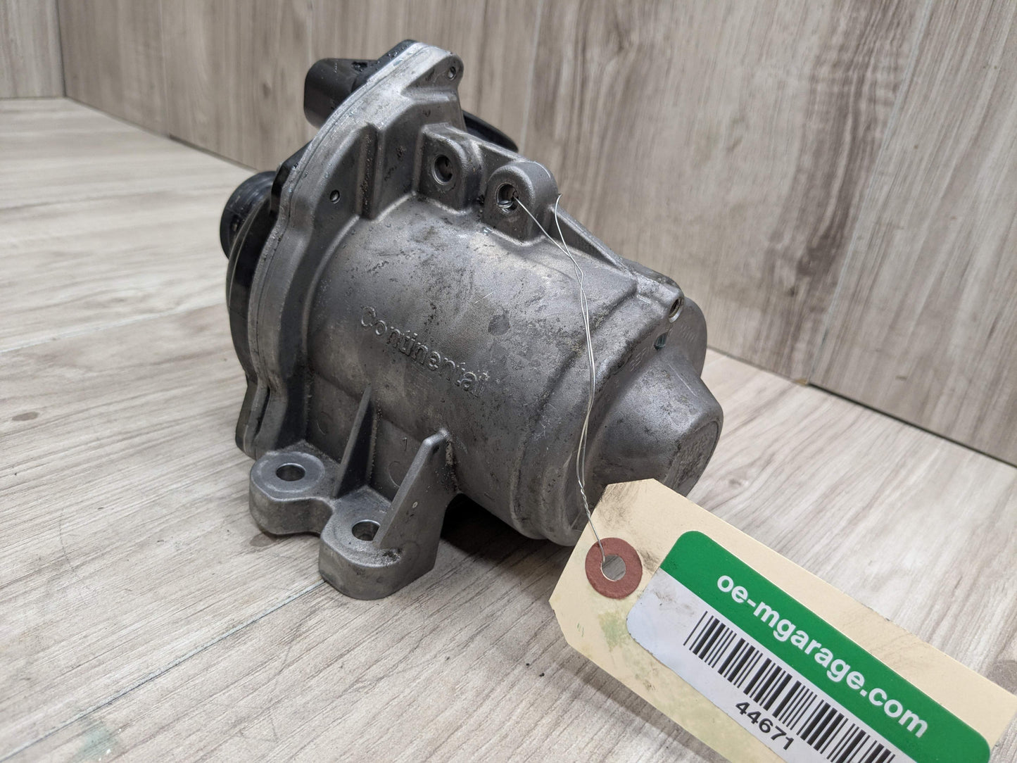 OEM BMW E82 E90 E92 E93 N54 N55 Engine Auxiliary Electric Water Pump Cooling