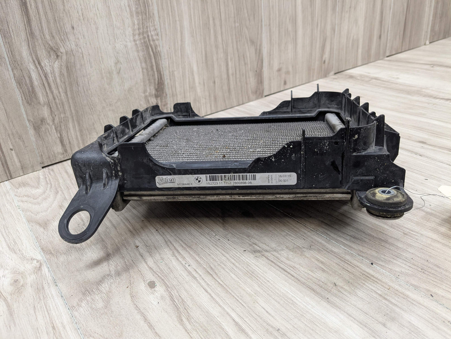 OEM BMW F22 F23 F30 F32 F33 F36 335 440 Engine Oil Auxiliary Secondary Radiator