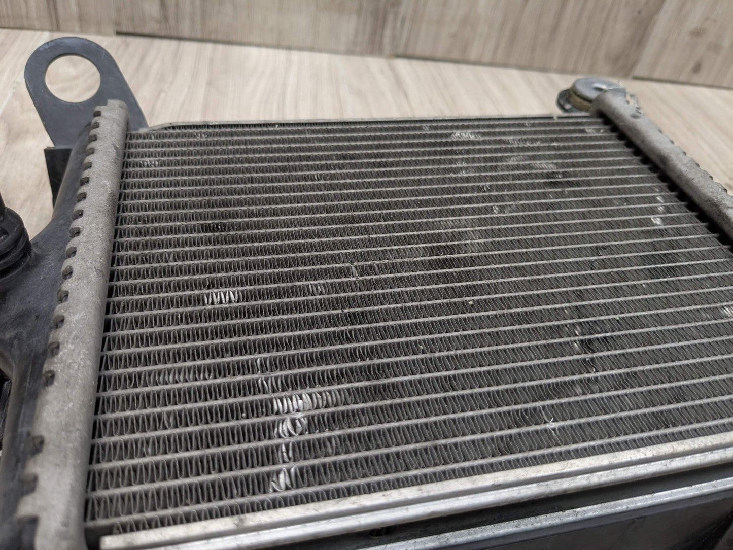 OEM BMW F22 F23 F30 F32 F33 F36 335 440 Engine Oil Auxiliary Secondary Radiator