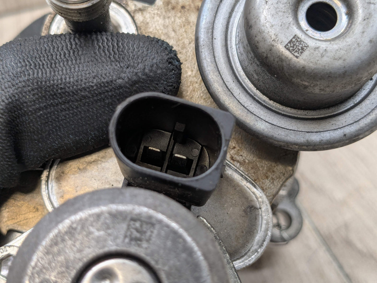 07-13 OEM BMW E60 E82 E90 E92 F10 HPFP High Pressure Fuel Pump Engine N54 N55