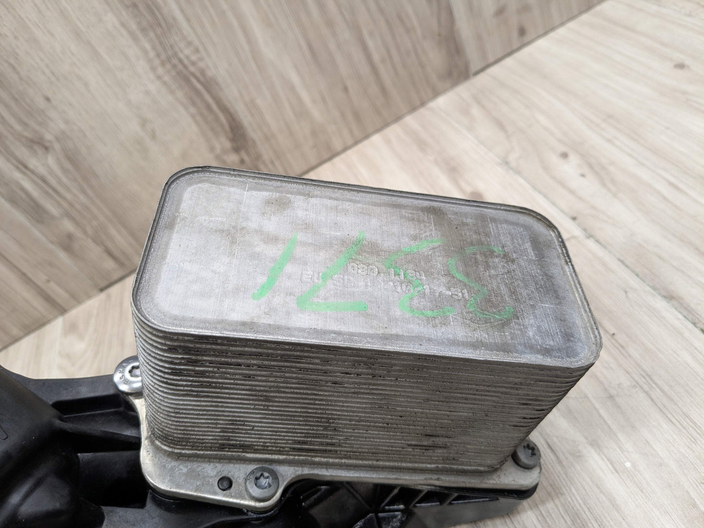 16-20 OEM BMW F22 F30 F32 F36 340 440 Engine B58 Oil Filter Housing