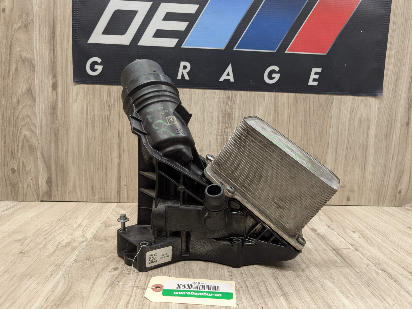 16-20 OEM BMW F22 F30 F32 F36 340 440 Engine B58 Oil Filter Housing