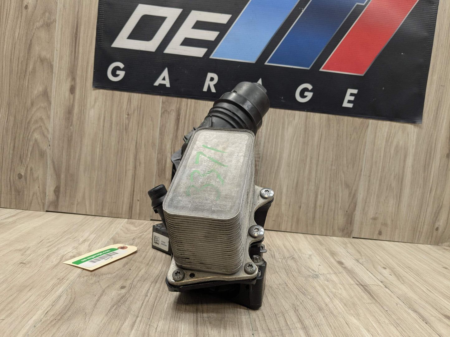 16-20 OEM BMW F22 F30 F32 F36 340 440 Engine B58 Oil Filter Housing