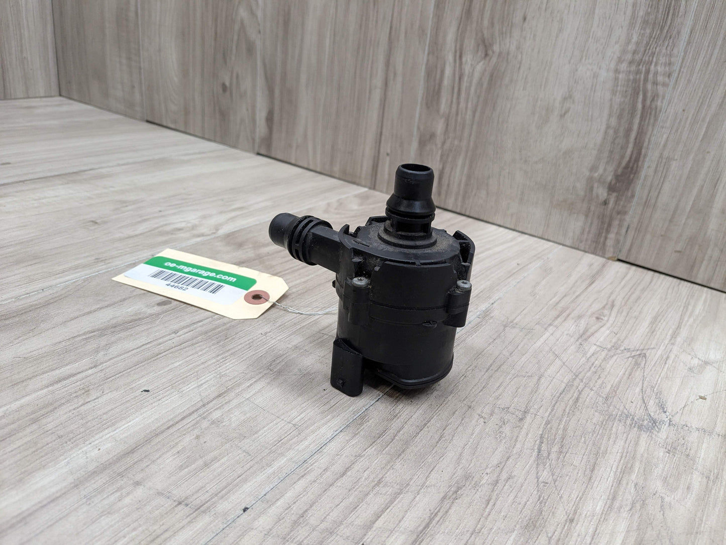 OEM BMW F90 F93 G11 G12 G16 G30 M5 Engine Electric Auxiliary Water Coolant Pump