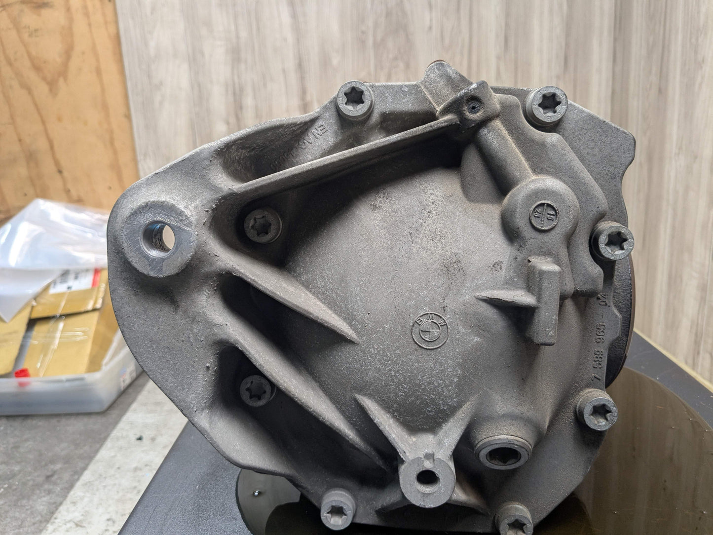 OEM BMW F23* F30 F32 F33 F36 340 440 RWD B58 Rear Differential Axle Carrier 2.81