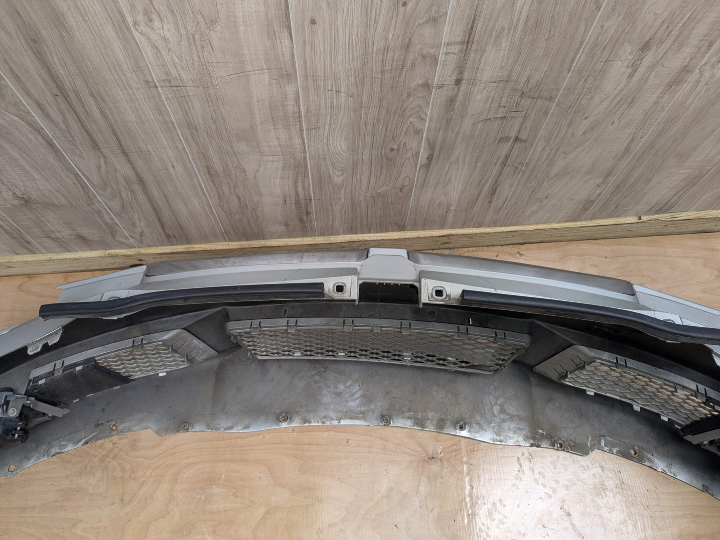 07-10 OEM BMW E92 E93 328 335 Front Bumper Cover w/ Grilles COMPLETE Silver 354