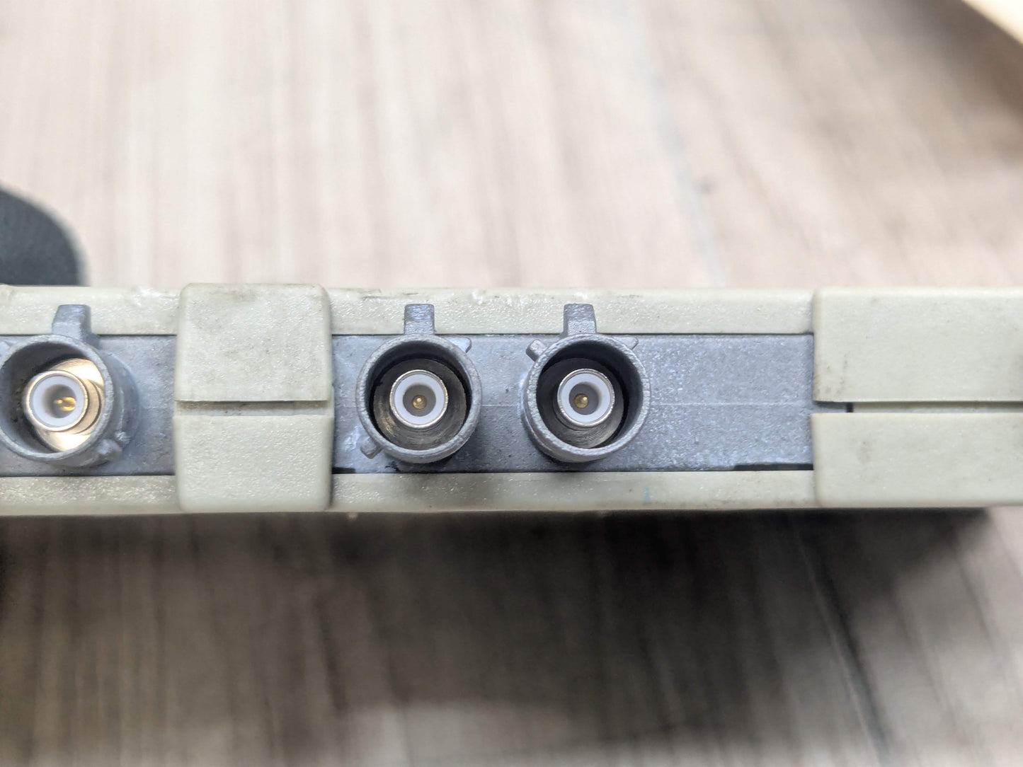 07-13 OEM BMW  E93 Convertible Radio Diversity Antenna Amplifier Module Unit