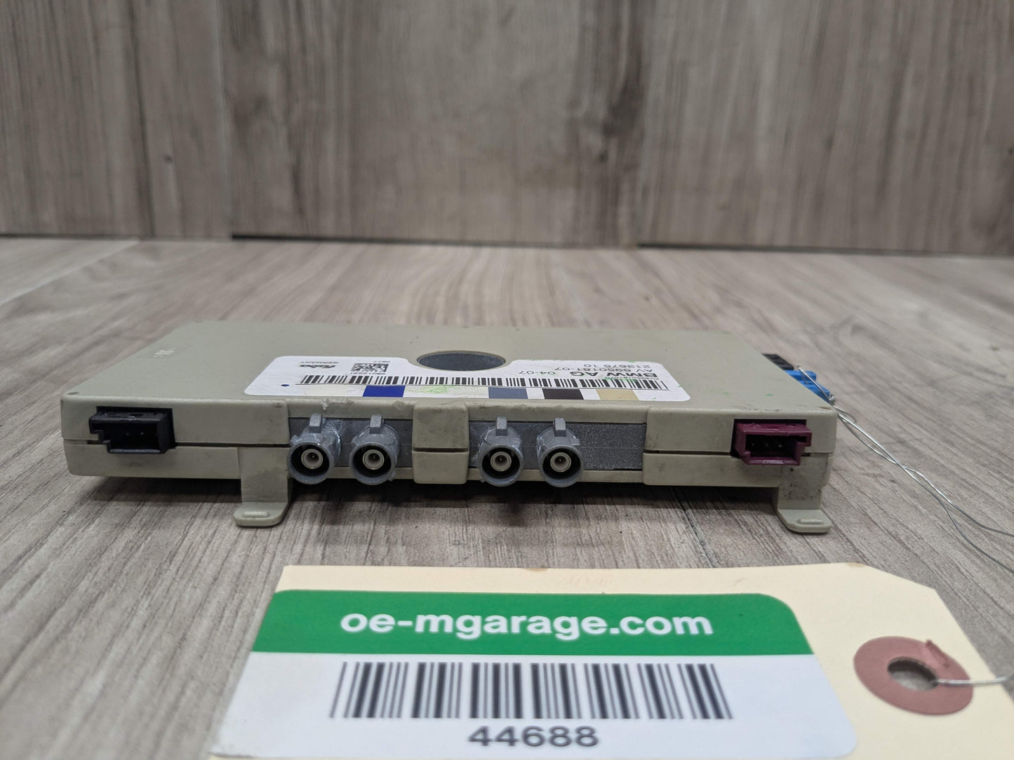 07-13 OEM BMW  E93 Convertible Radio Diversity Antenna Amplifier Module Unit