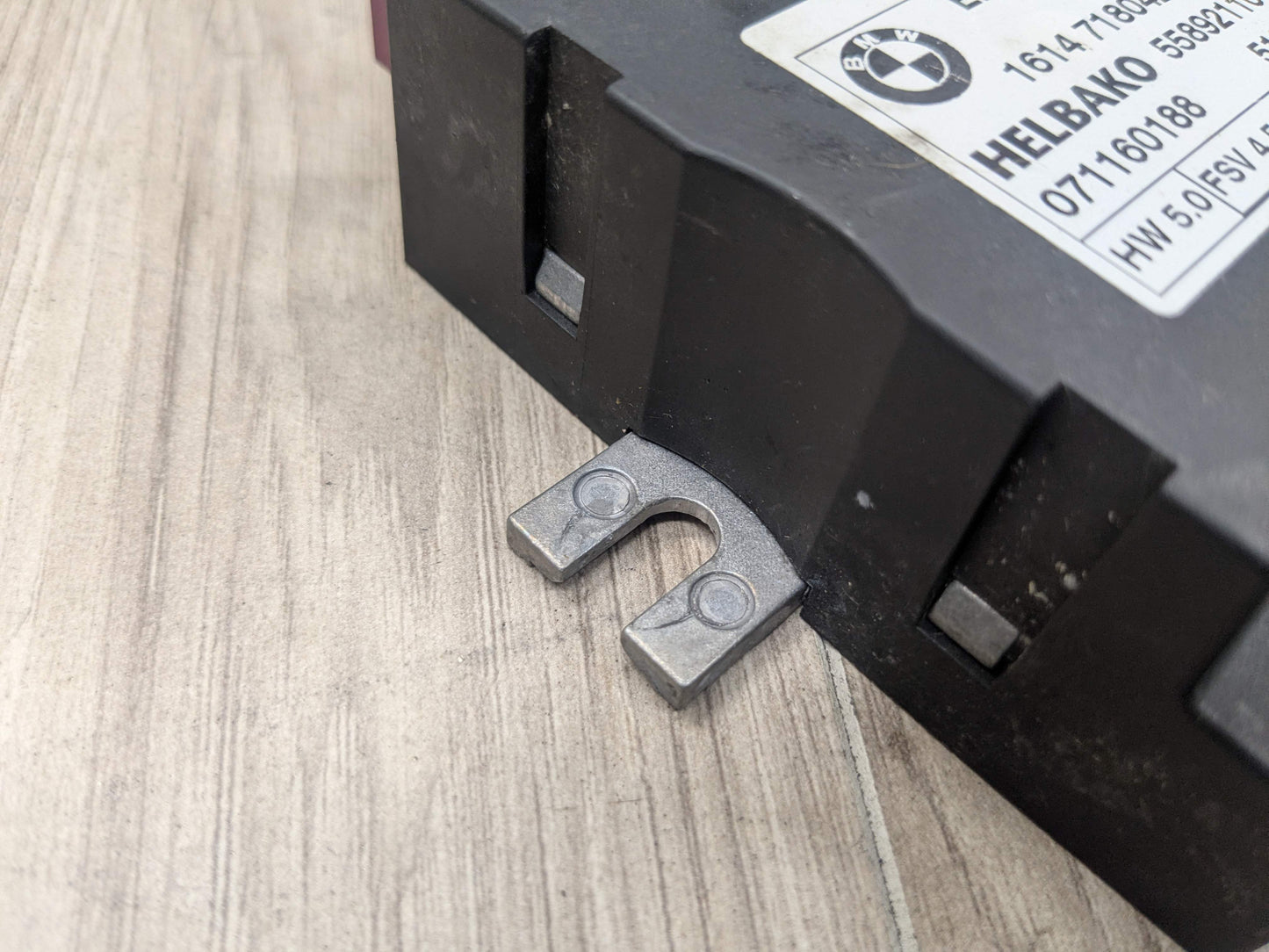 06-13 OEM BMW E82 E88 E90 E92 E93 Helbako Fuel Pump Relay Control Module EKPM2