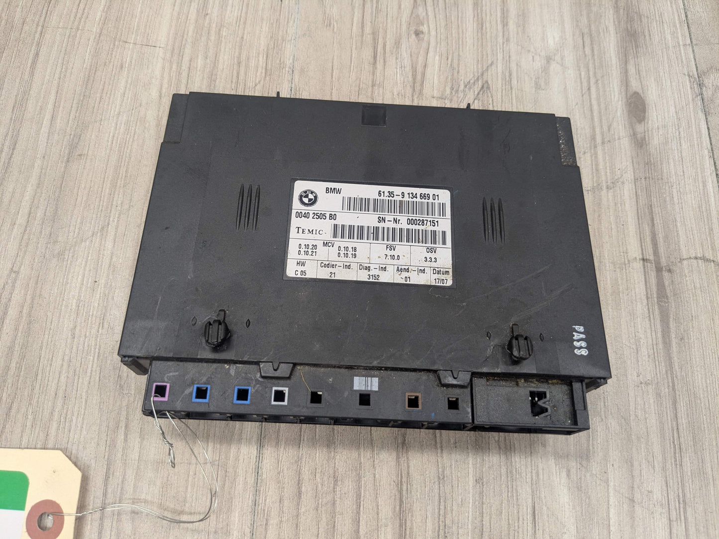 07-10 OEM BMW E93 328 335 M3 Front Left Driver or Right Passenger Seat Module