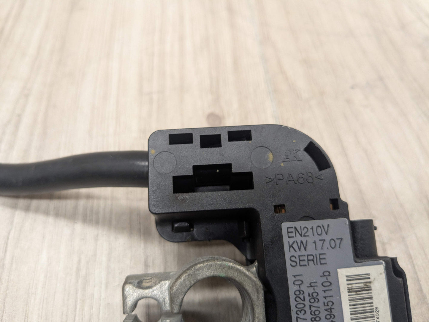 06-13 OEM BMW E70 E88 E90 E93 Battery Negative Cable Terminal IBS Sensor Ground