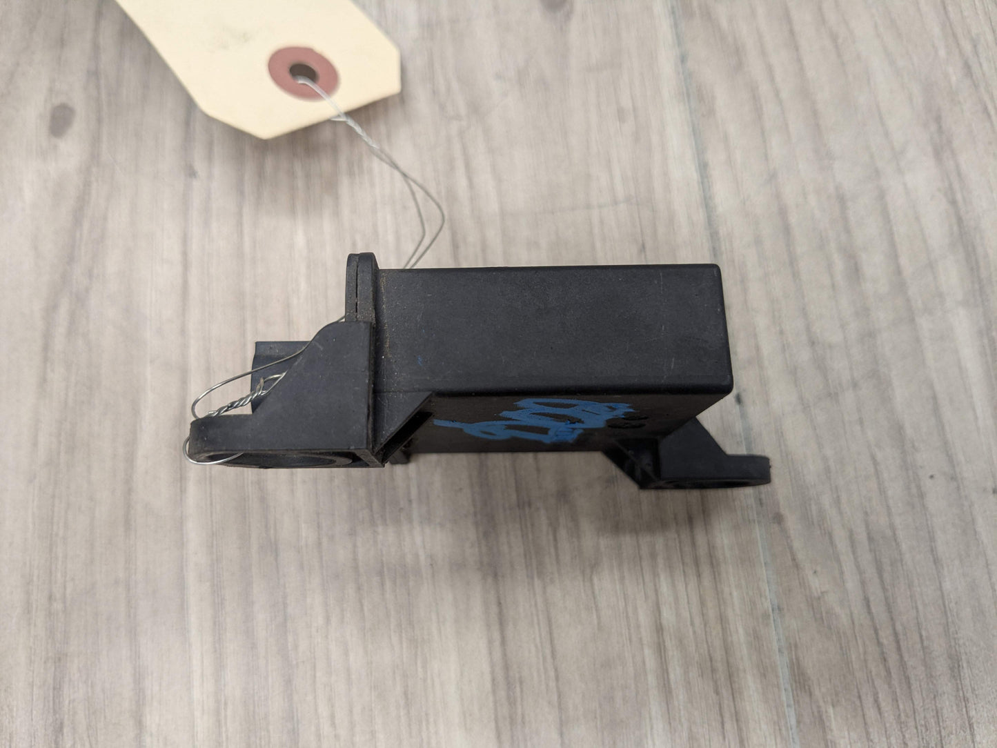 OEM BMW E90 E92 E82 Trigger Transmitter Tire Pressure Monitor Sensor TPMS RDC