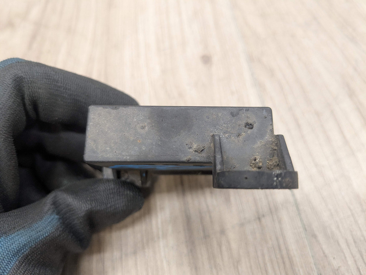 OEM BMW E90 E92 E82 Trigger Transmitter Tire Pressure Monitor Sensor TPMS RDC