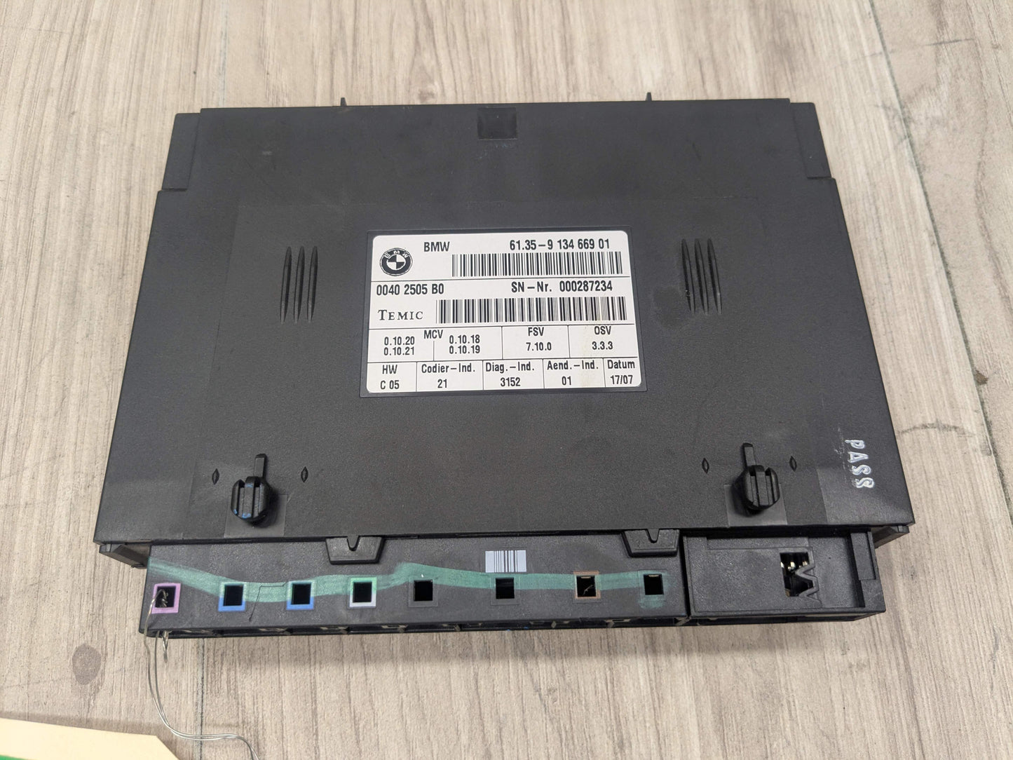 07-10 OEM BMW E93 328 335 M3 Front Left Driver or Right Passenger Seat Module