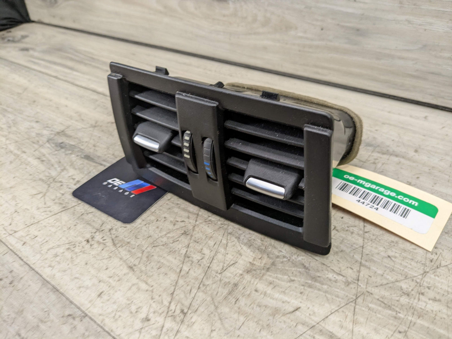 OEM BMW F22 F30 F32 F36 F80 F82 M3 M4 Rear AC Air Vent Trim Cover Panel Black