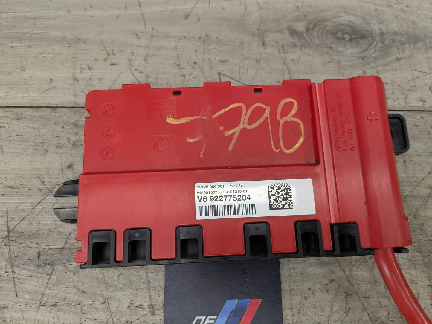 OEM BMW F22 F30 F32 F36 F80 F82 Positive Battery Distributor B+ Power Fuse Box