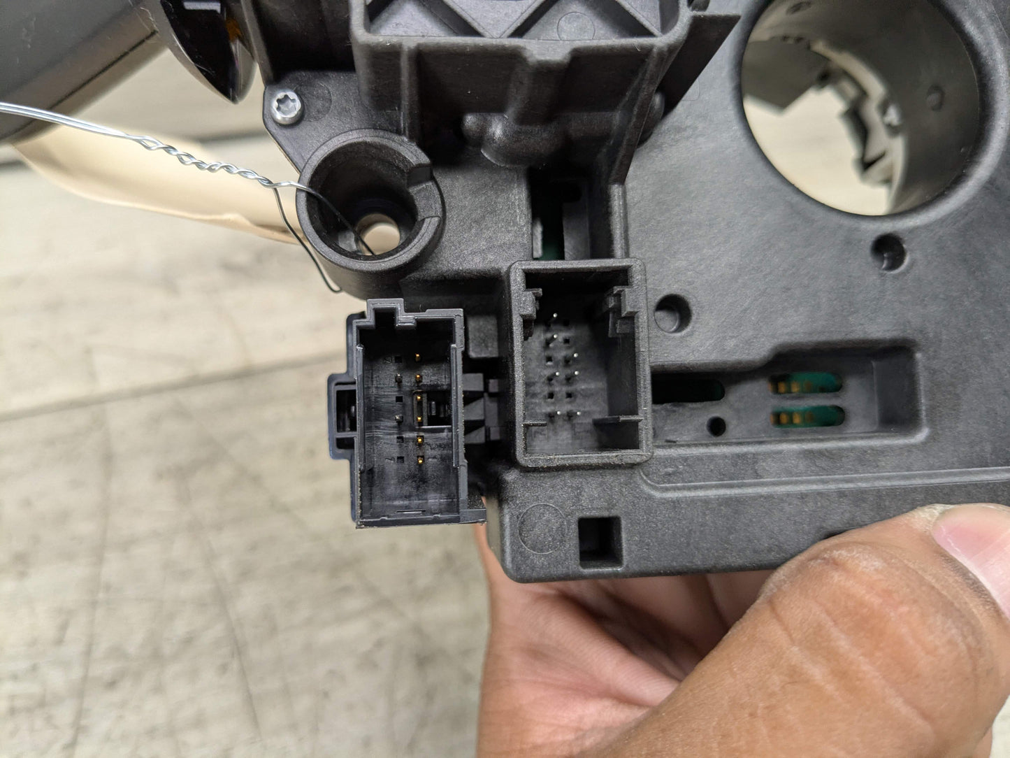 12-17 OEM BMW F30 F32 F36 F80 M4 Steering Wheel Angle Sensor Clock Spring HEATED