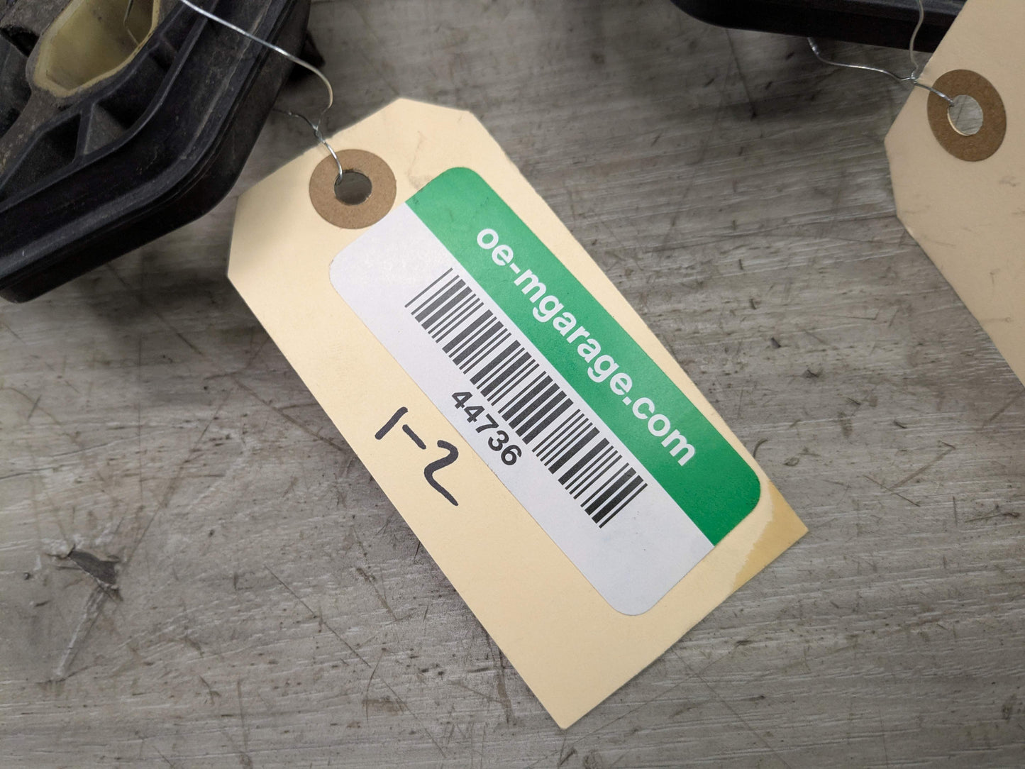 OEM BMW F22 F23 F30 F32 F33 F36 Radiator Carrier Support Bracket Left Right SET