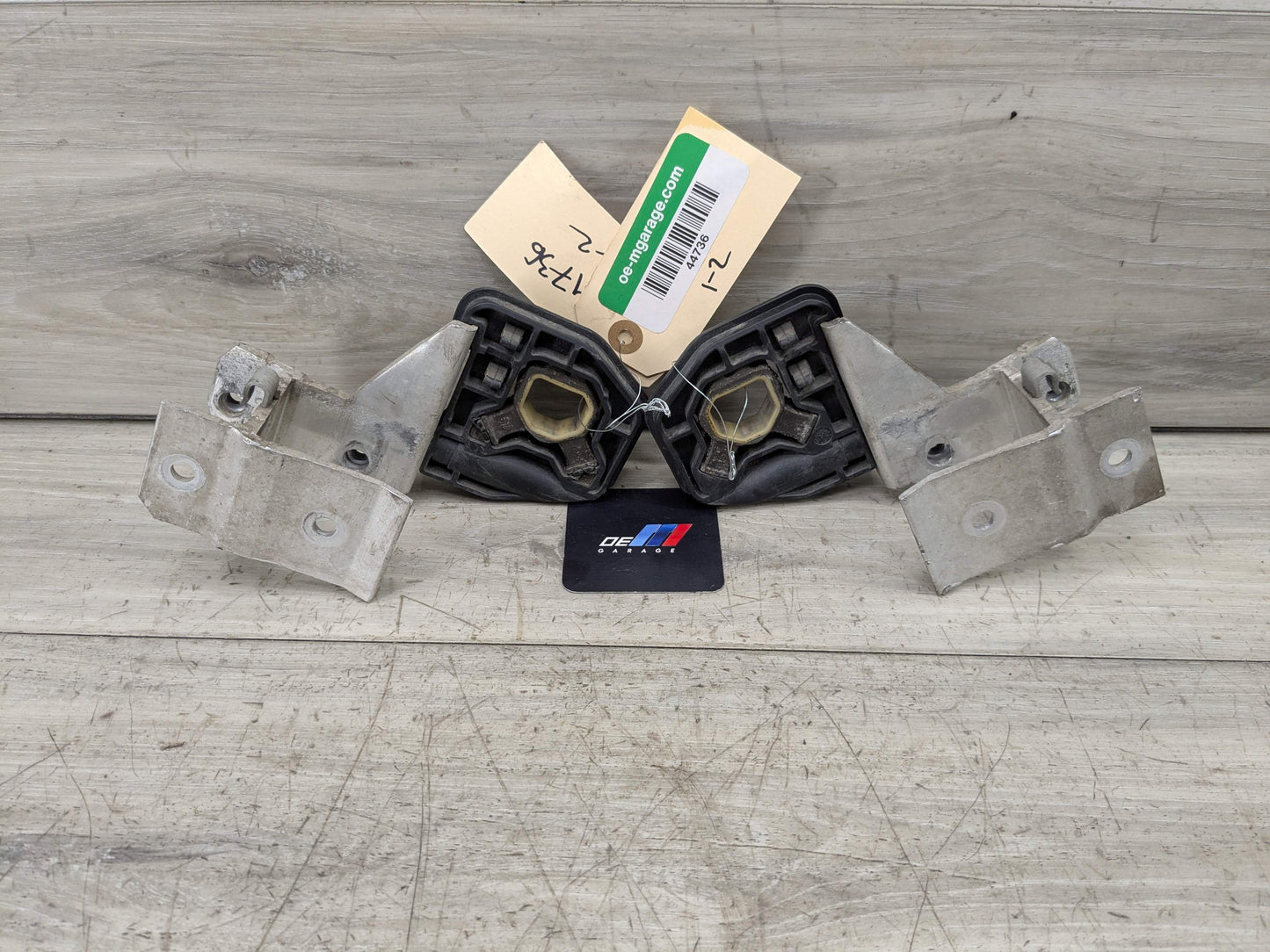 OEM BMW F22 F23 F30 F32 F33 F36 Radiator Carrier Support Bracket Left Right SET